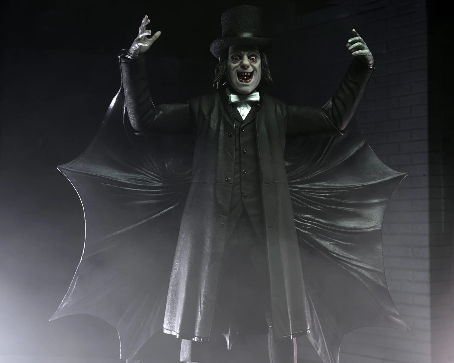 London After Midnight (1927) 7″ Scale Action Figure – Ultimate Professor Edward Burke
