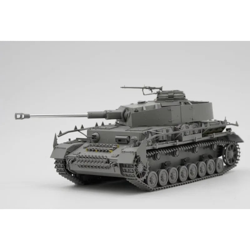 Border | Pz.Kpfw.IV Ausf.H Late 1:35 Model Kit