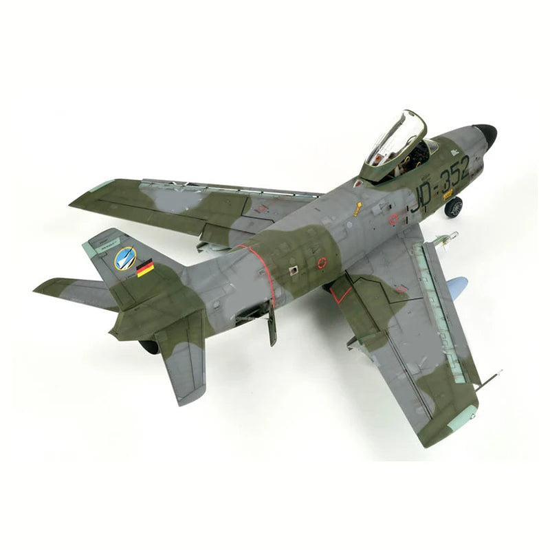 Kitty Hawk | KH32008 F-86K "Sabre Dog" 1:32 Model Kit