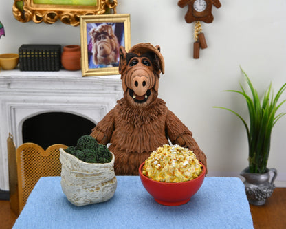NECA 7" Scale Ultimate ALF (Alien Life Form)