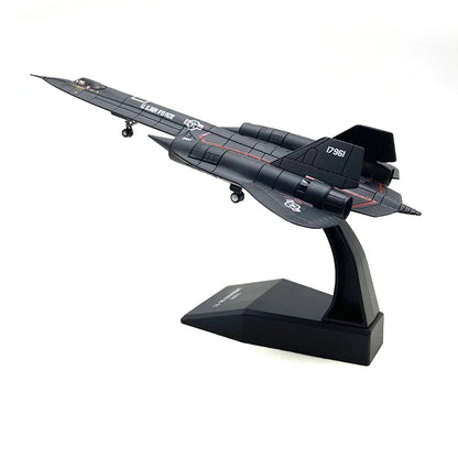 1/144 Scale US Air Force SR-71 Blackbird Reconnaissance Diecast Aircraft