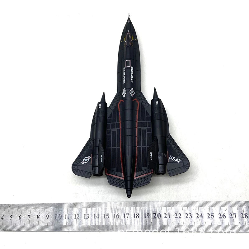 1/144 Scale US Air Force SR-71 Blackbird Reconnaissance Diecast Aircraft