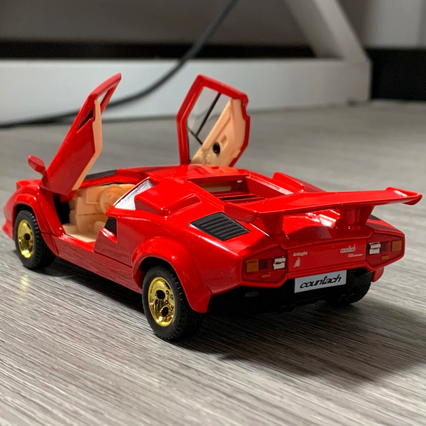 1:32 Lamborghini Countach LP500S Diecast Alloy Car Model