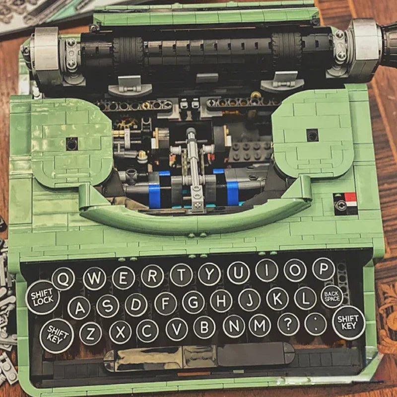 2179 Piece Typewriter 21327 Collectible Retro Display Model