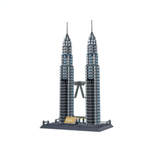 8011 Petronas Twin Towers Building Block Set